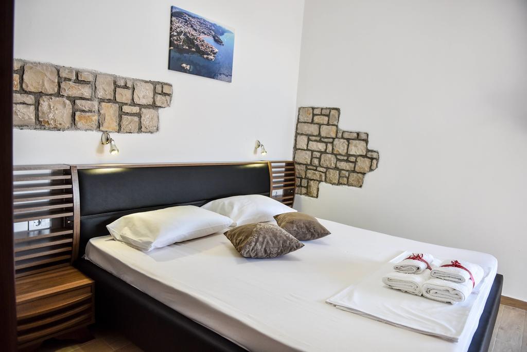 Villa Dulcinea Улцин Екстериор снимка